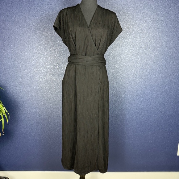 MM Lafleur The Devlin Dress—Pleated Jersey, Black, Size 14 - Picture 8 of 10